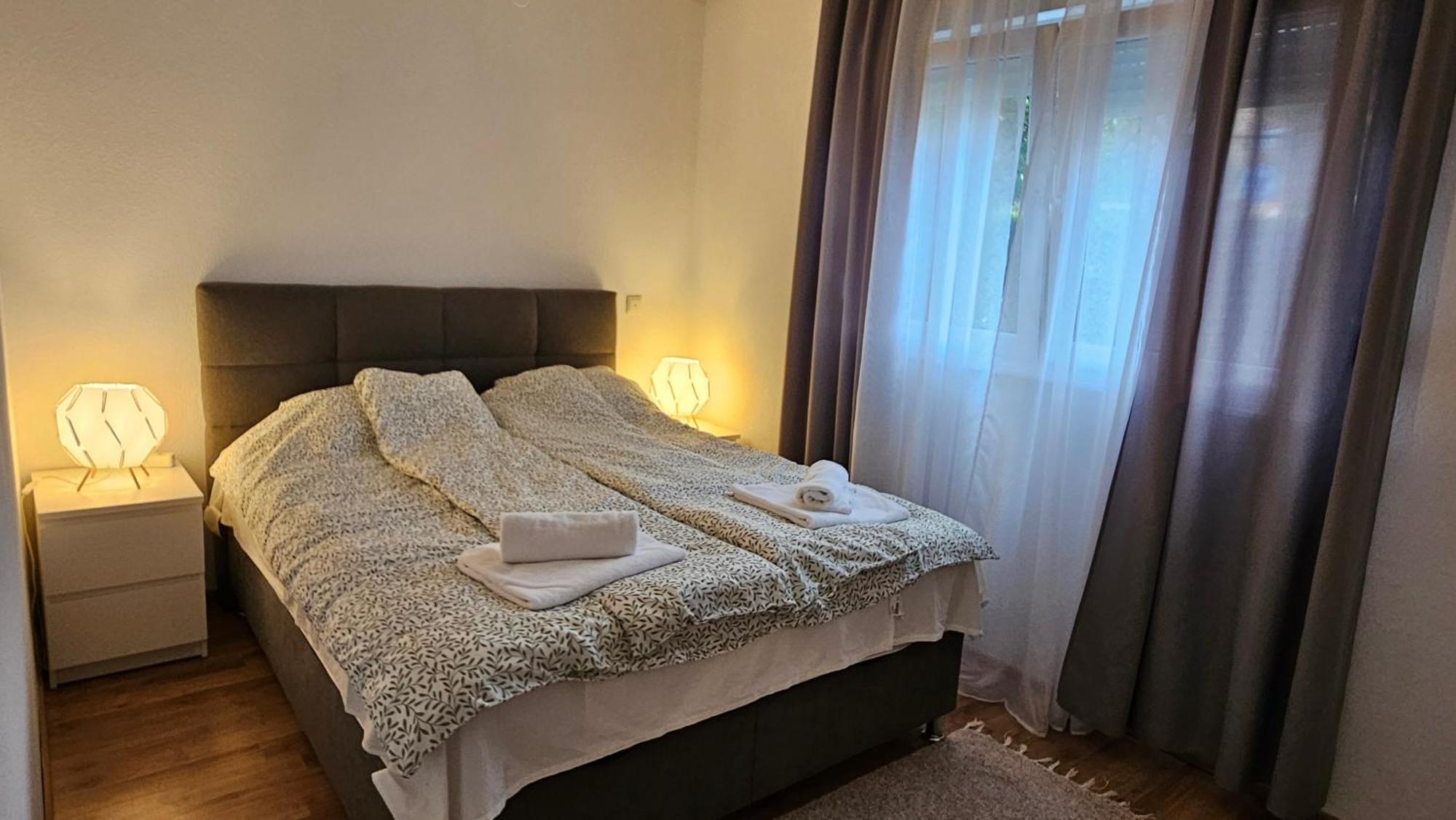 Mix2 - Maksimir Kbc Rebro Apartmán